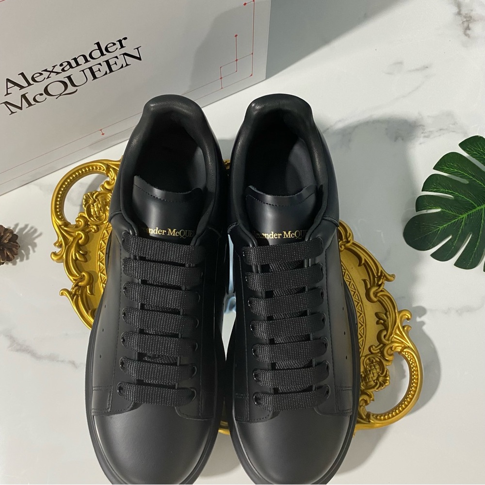 Alexander McQueen Black Leather Sneakers - Picture 9 of 9